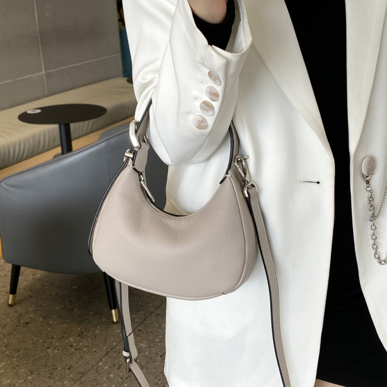 Carefully Selected Cross-Border Satchel Armpit Bag Genuine Leather Fashion Crossbody Bag for Women 2024 New Handbag Women's Baguette
