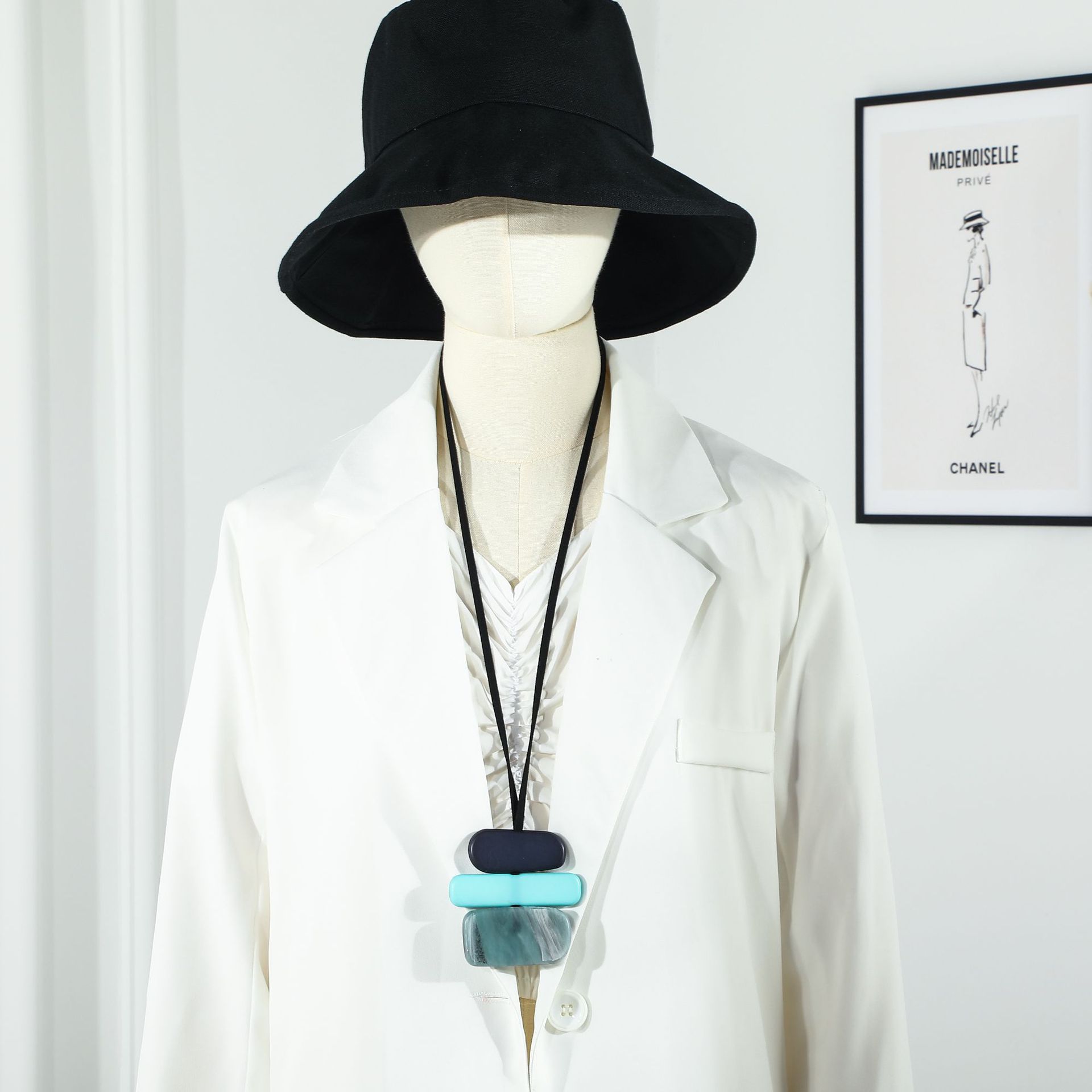 Core blue Europe and the United States winter geometric long sweater chain a generation of hair necklace Korea wax rope necklace