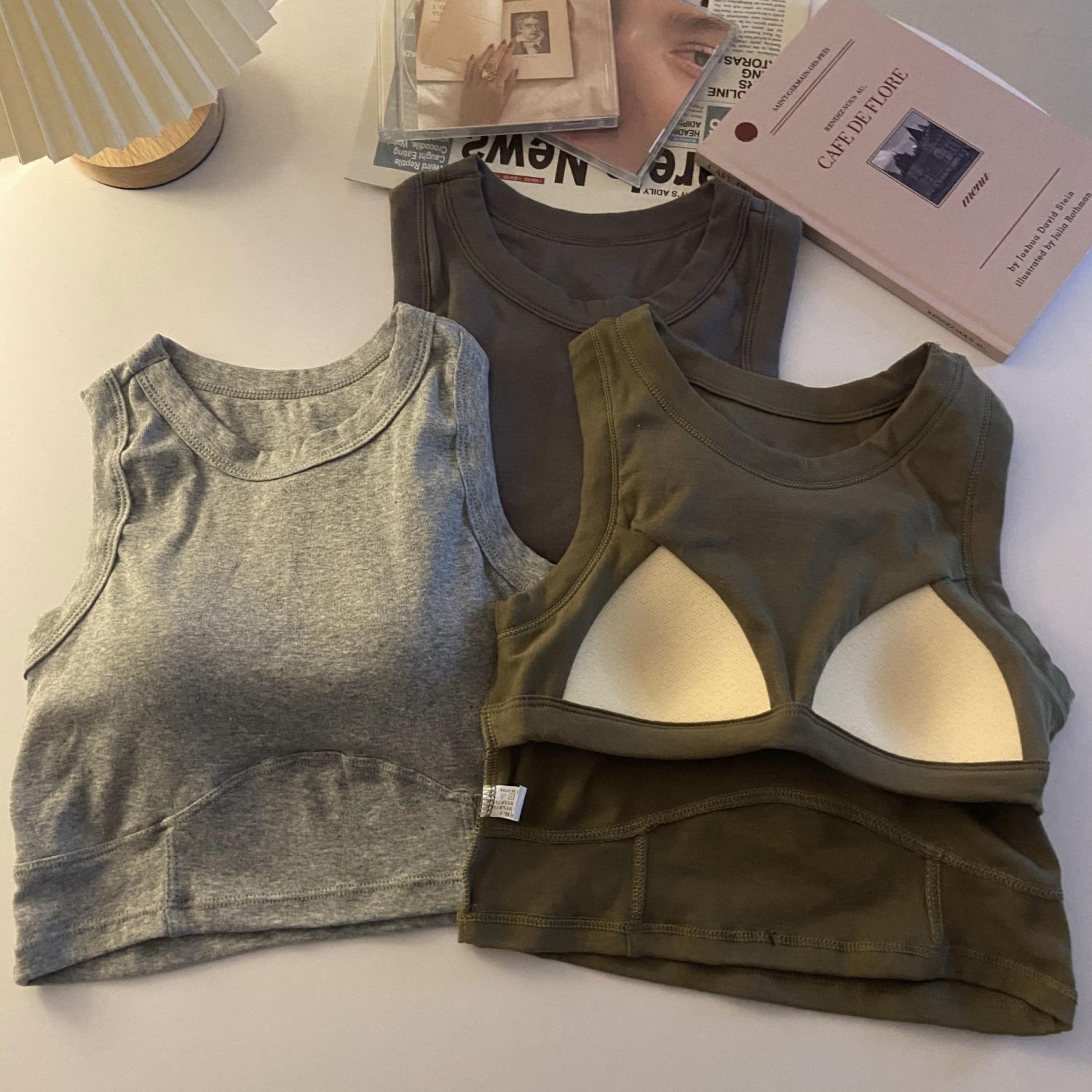 Fixed Cup Sleeveless Round Neck Camisole Women's Design Sense Stitching Base Belt Chest Pad Slim-fit Slimming Outer Wearing Beauty