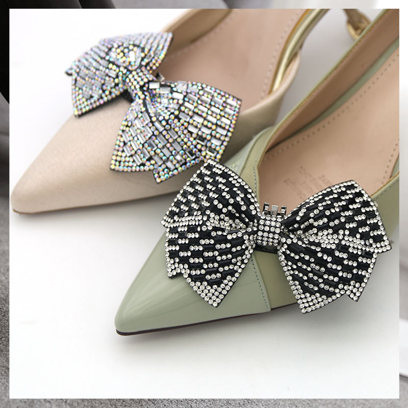 Elegant Shoe Buckle - Black and White