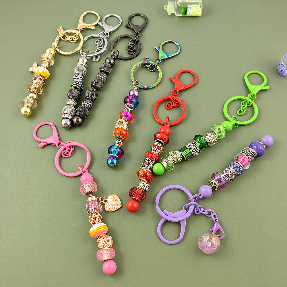 In Stock 16-color beaded keychain finished pendant car decoration pendant handmade beaded DIY keychain