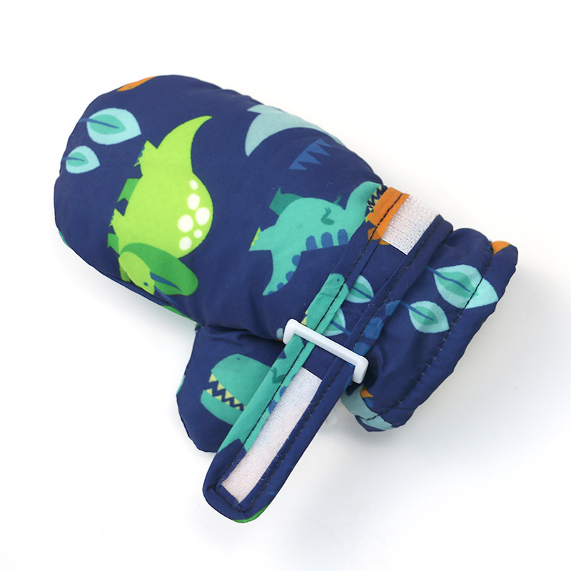 New cross-border children's gloves cartoon printing waterproof fabric velvet padded baby gloves autumn and winter baby gloves