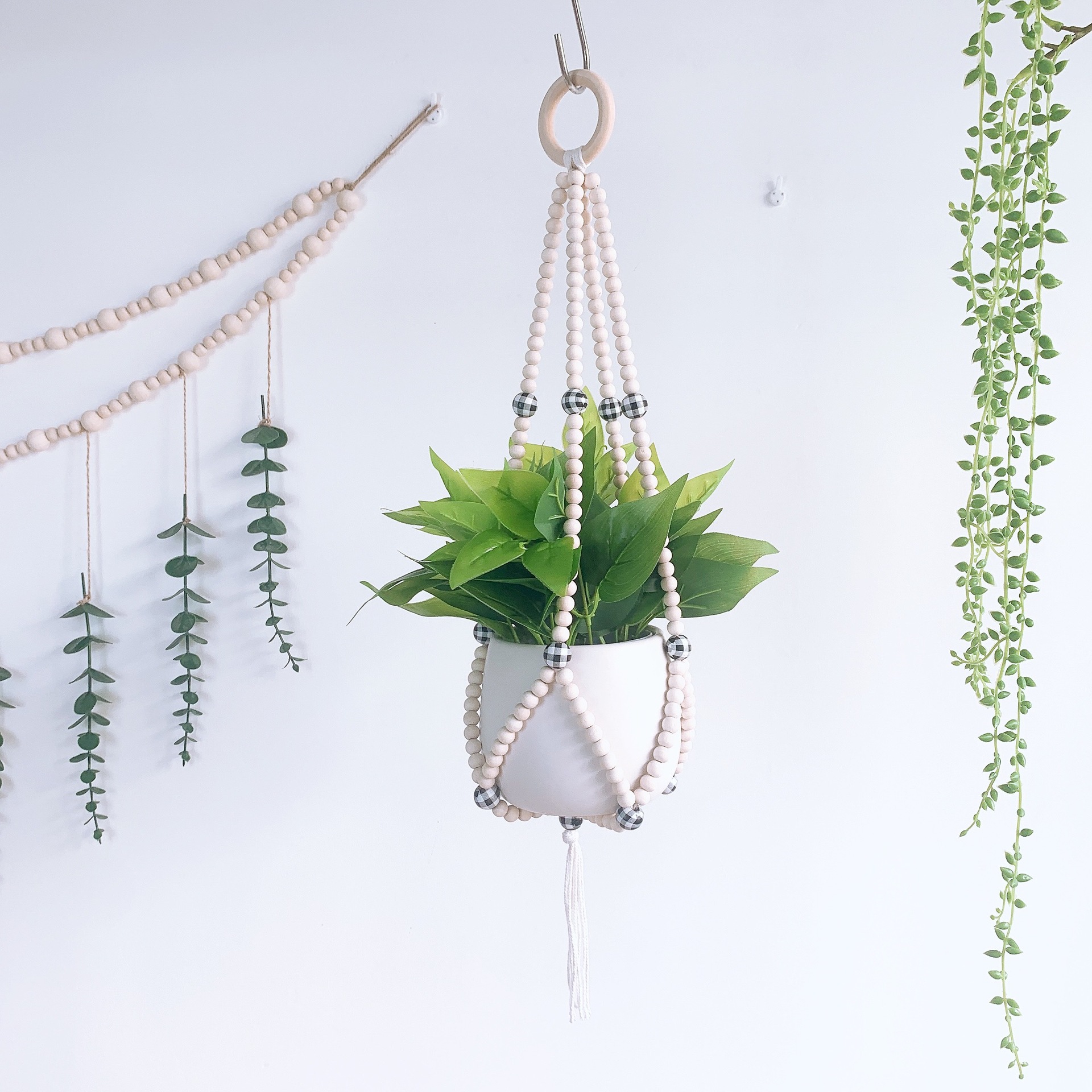 ins Nordic Style Wooden Bead Flower Pot Hanging Basket Hanging Ornaments Home Decoration Creative Bead String Tassel Flower Pot Hanging Basket