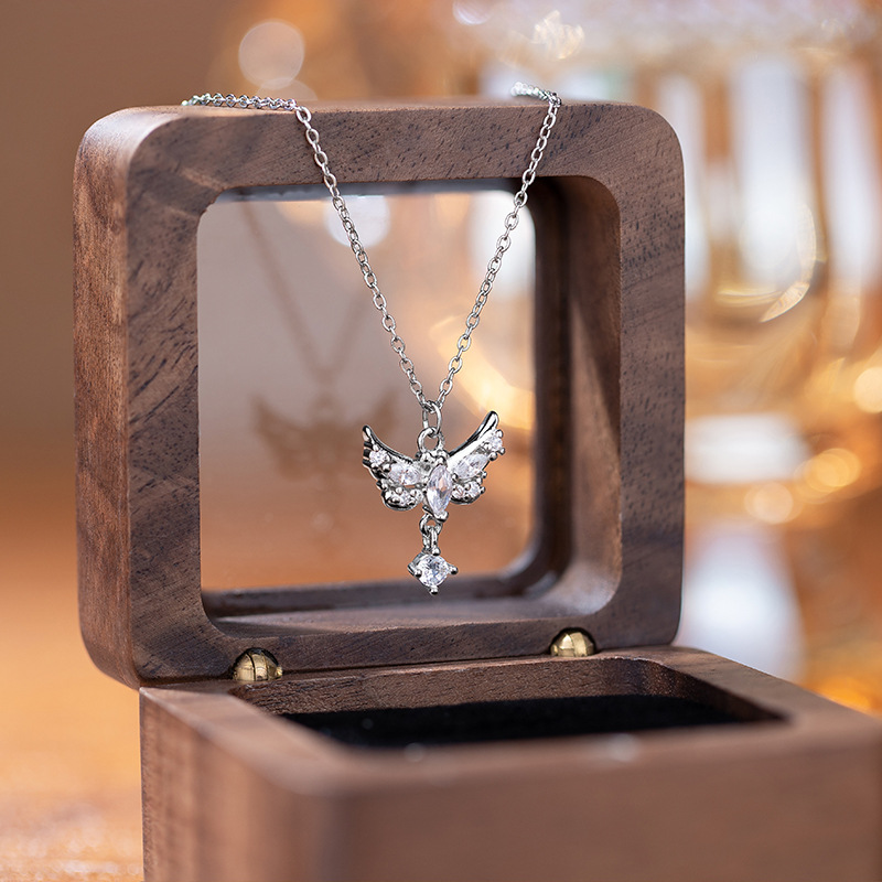 Angel Wings Necklace Women Light Luxury Niche Design Sense Butterfly Tassel Clavicle Chain Stainless Steel Zircon Necklace Chain Wholesale