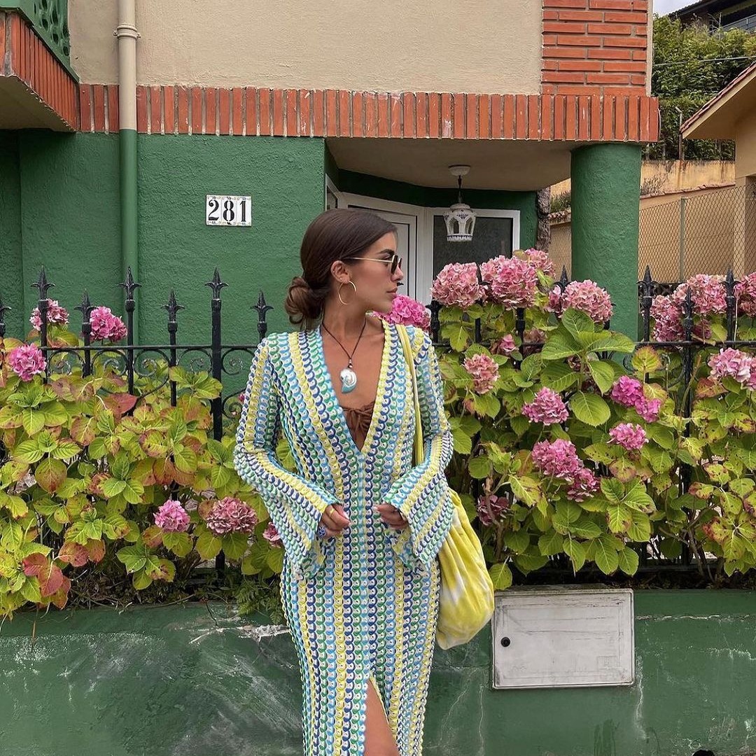 2023 European and American cross-border Amazon AliExpress popular contrast color lace hollow low-cut front slit dress