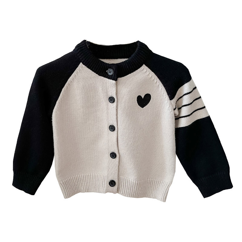 Parent-child clothing Korean 2025 new autumn clothing a three or four climbing clothing family decoration love raglan sleeve sweater tide