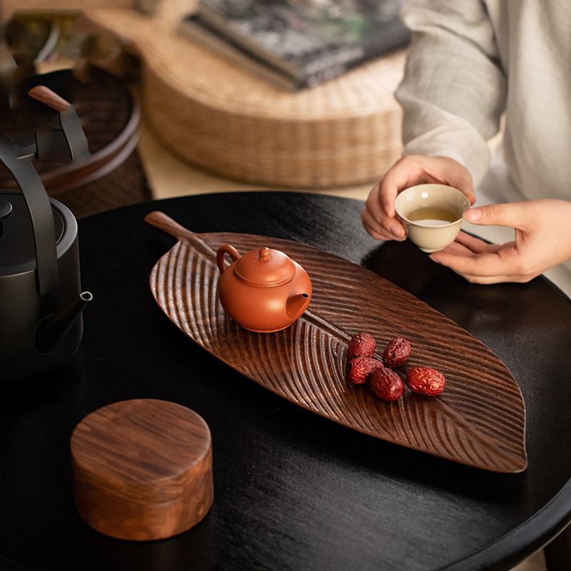 胡桃木の葉のお茶の皿の家庭用の木製のお茶の台の実木の乾いた泡のお茶の皿の湯飲みのトレーの木製|undefined