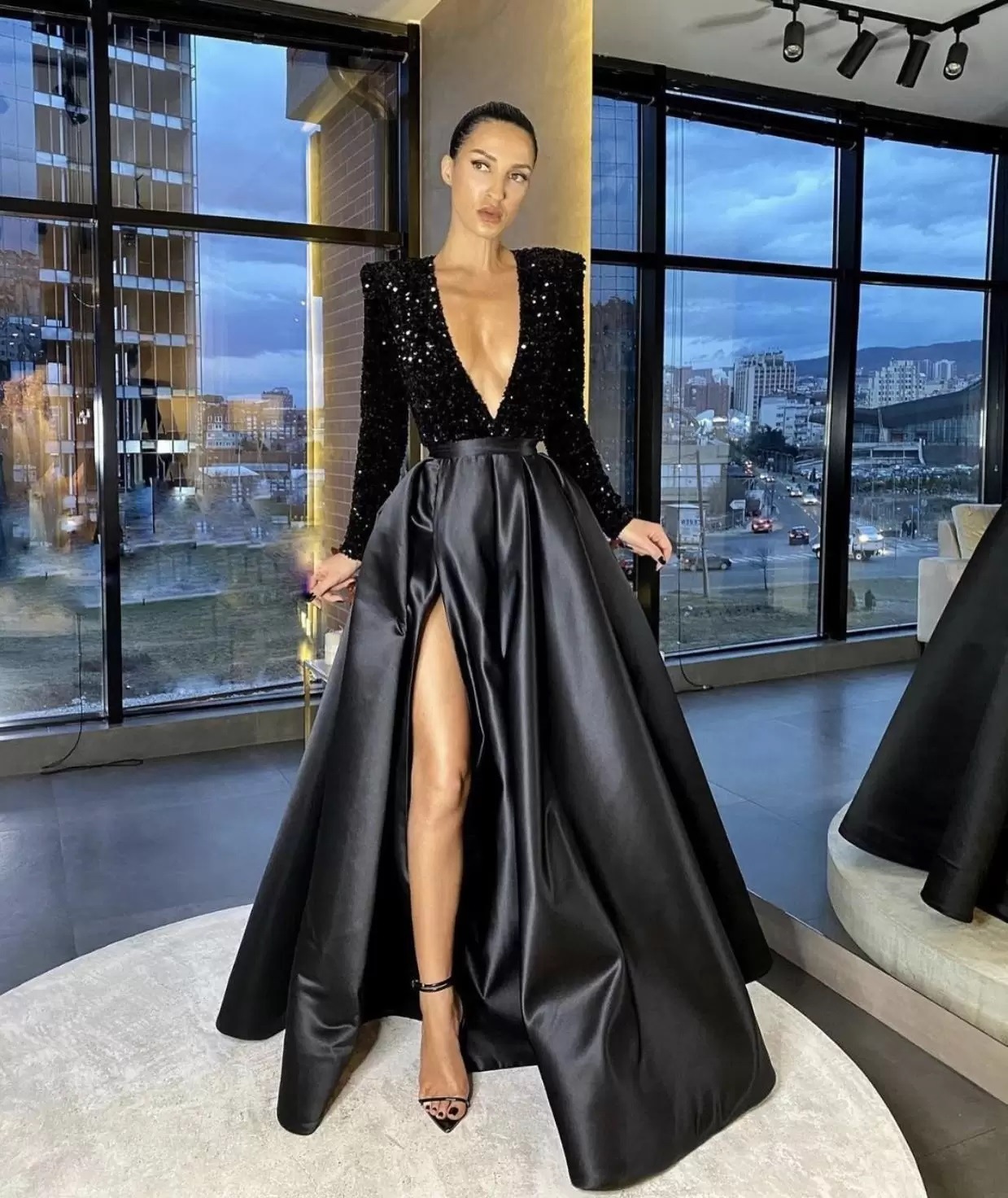 2025 European and American European and American New Women's Sexy One-Shoulder Long-Sleeved Beaded V-Neck Large Sequin Split Long Dress Evening Dress