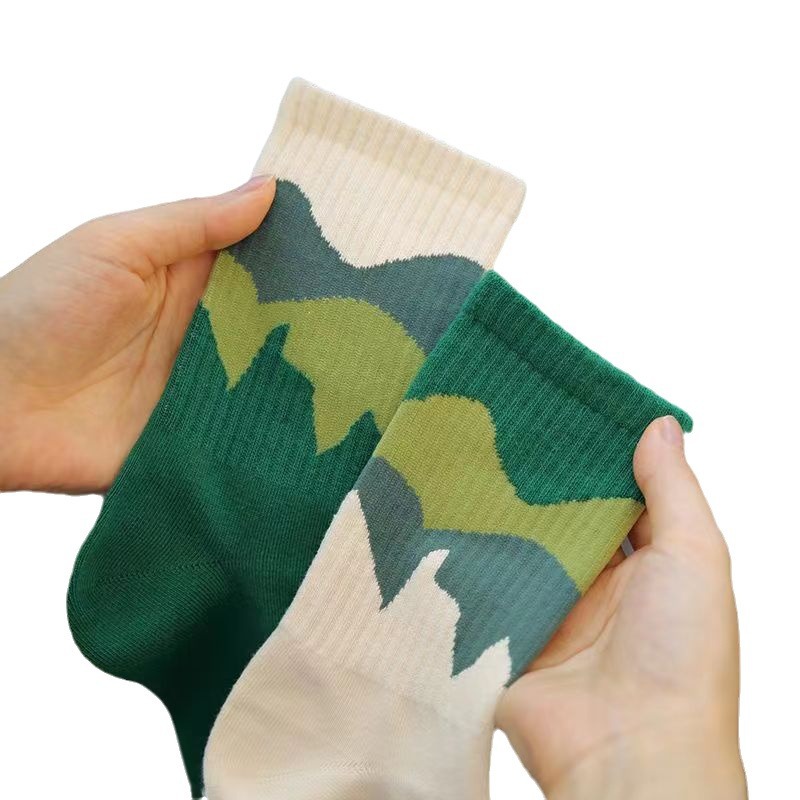 Asymmetric niche stockings women's spring and autumn ins trendy Japanese street personality AB socks male student couple sports socks