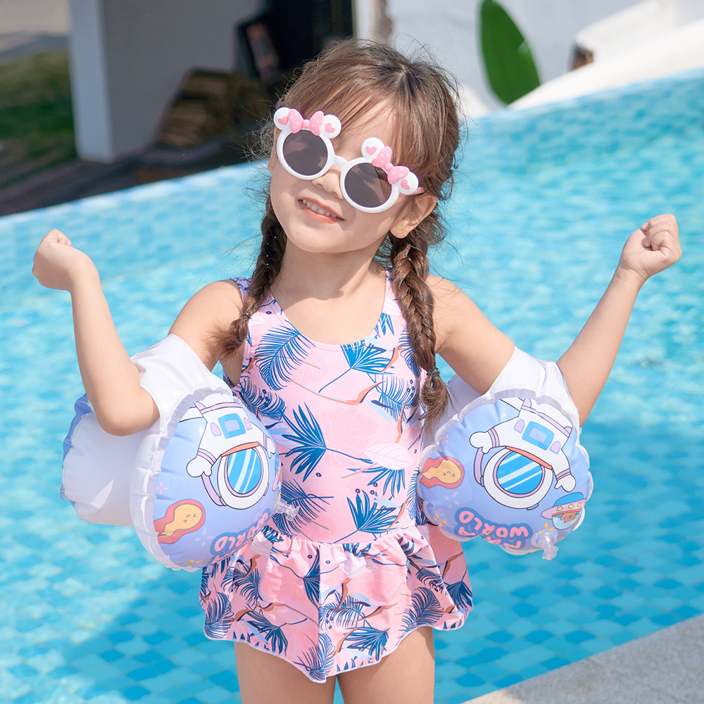 Cross-border supply thickened with buckle children's arm ring inflatable cartoon water sleeve baby learn swimming floating sleeve float