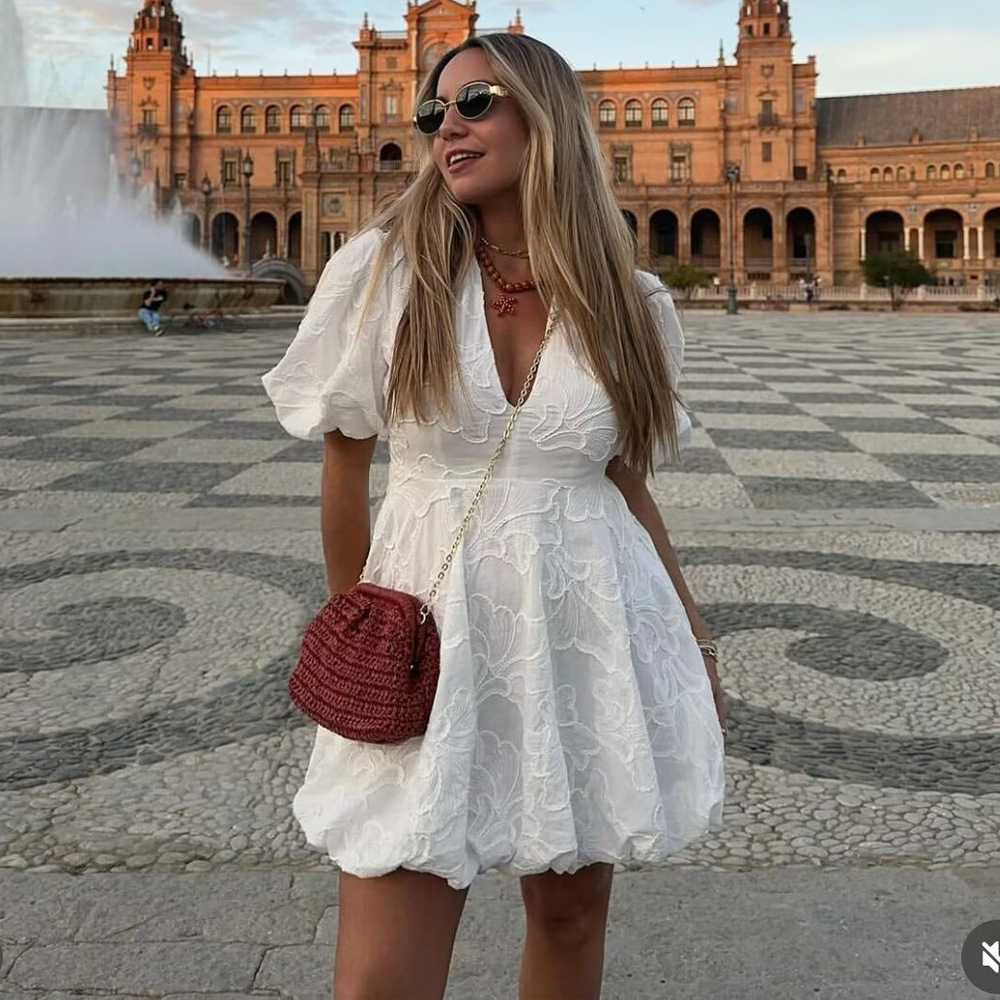 European and American Summer New Women's Clothing All-match White V-neck Embroidery Tight Waist Puffy Sleeve Mini dress