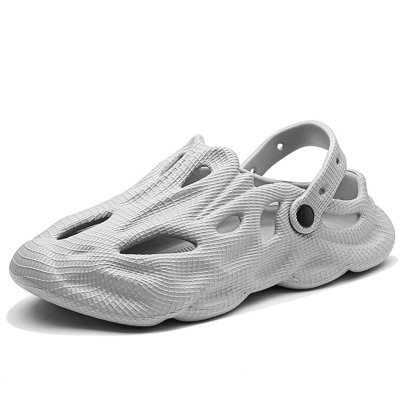 EVA Torre Slippers Men's Summer Outdoor Sports Couple Hole Baotou Sandals Men's Deformed Soft Slippers