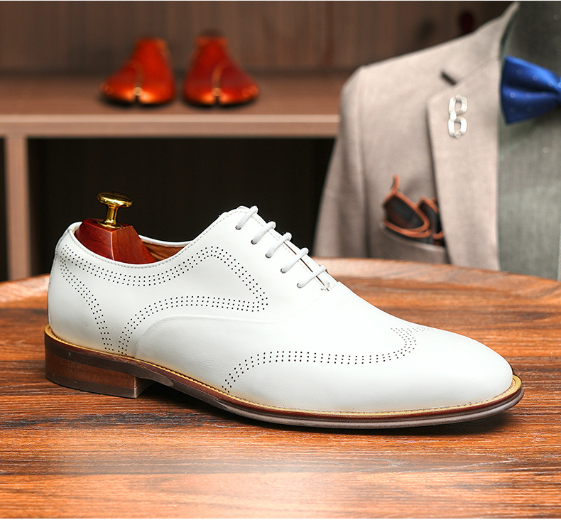 Britiske brogues udskårne herresko i ægte læder, hvide bryllupsbrudepigesko, bryllupsbrudgomssko, herresko i læder, afslappet business-stil_voghion.com