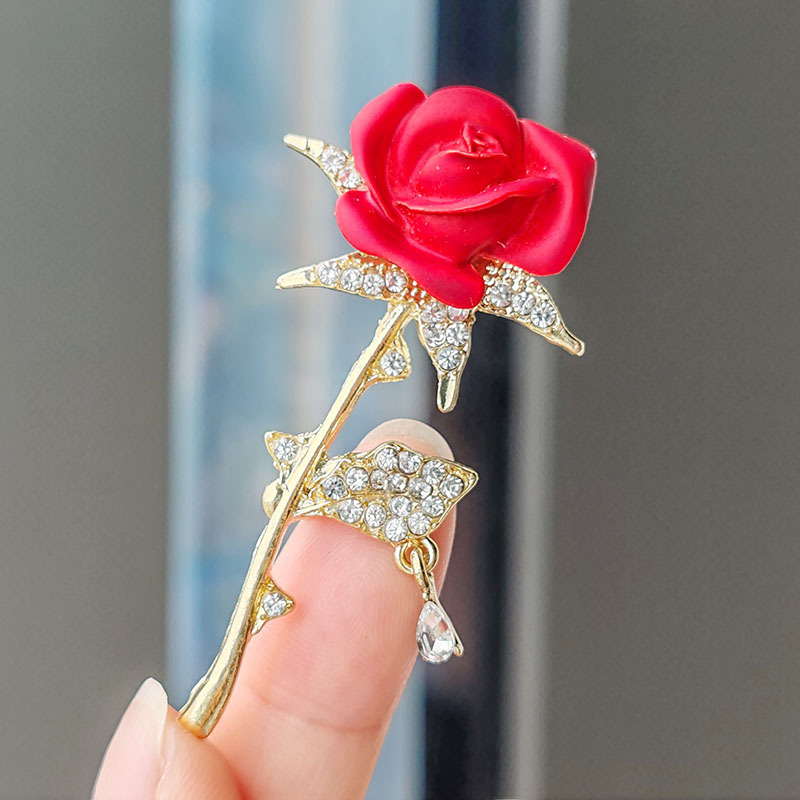 New fashion three-dimensional flower pearl diamond brooch personalized creative drop oil flower corsage fashion all-match accessories