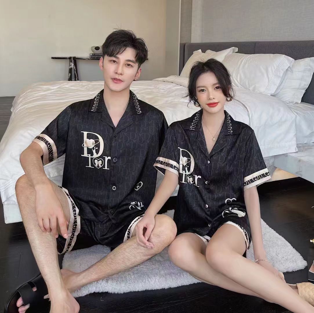 Couple Pajamas Internet Popular Summer Ice Silk Short-sleeved Shorts Suit Men's and Women's High-end Spring and Summer Thin Home Clothes