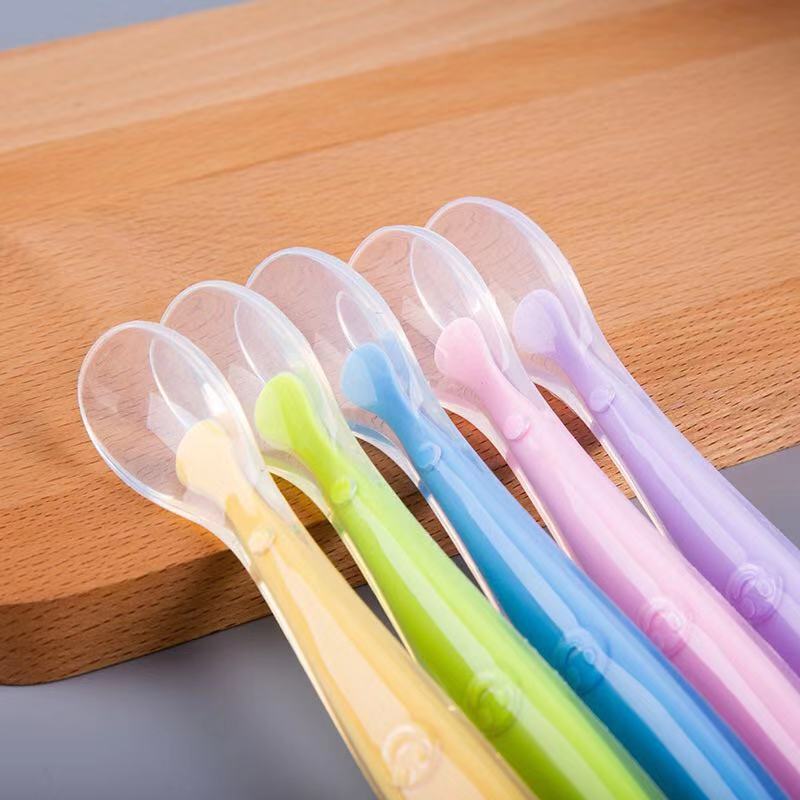 Silicone Spoon Baby Silicone Spoon Newborn Soft Head Spoon Baby Silicone Spoon Food Supplementation Feeding Spoon with Storage Box