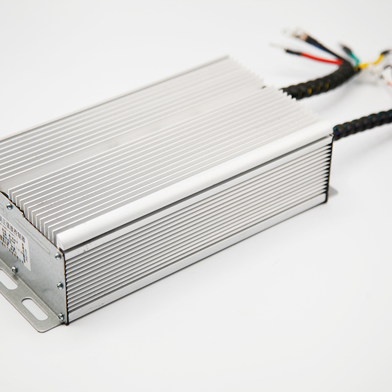 48V-72V5000W трехколесный контроллер аккумулятор автомобиль Интеллектуальный бесщеточный контроллер двигателя электромобиль оптом