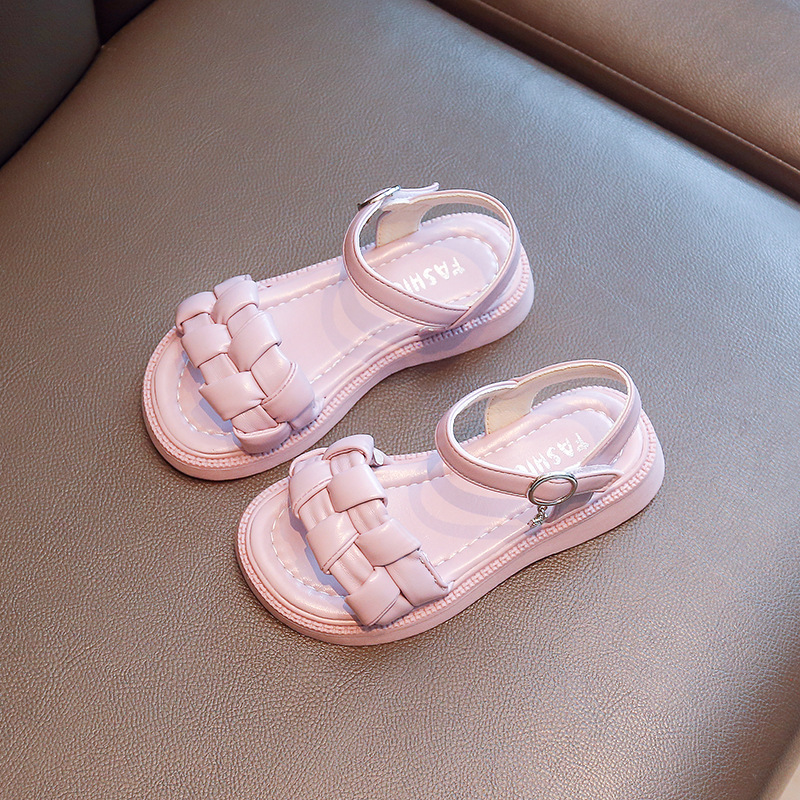 Girls' Sandals 2023 Summer New Soft Sole Non-slip Flat Beach Shoes Big Kids Fashion Princess Shoes