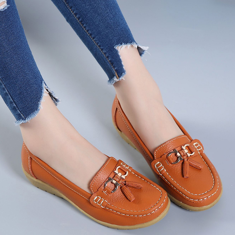 Cross-border Large Size Genuine Leather Single Shoes Flat Bean Shoes Flat Heeled Soft Sole Casual Shoes for Middle-aged and Elderly Foreign Trade Hot-selling Moms Shoes