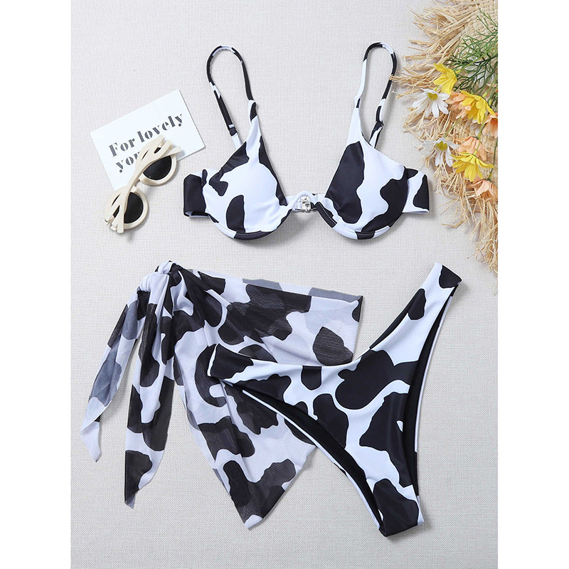 New 2022 New Exterior Split Swimsuit Women's Leopard Print Character European and American bikini Swimsuit Women's Tight