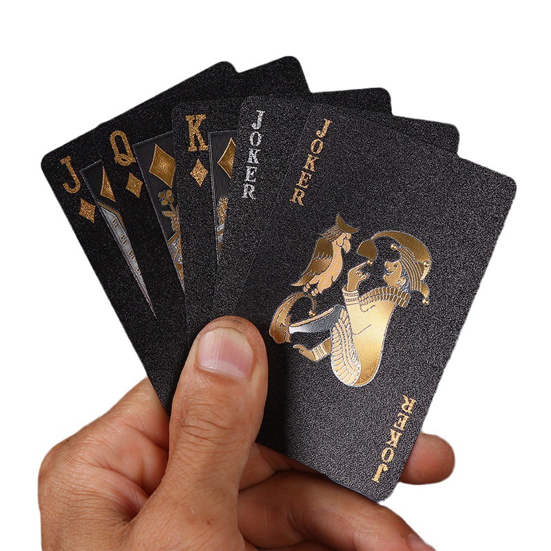 Black gold party Yuzhou poker table game poker PET black poker New Year party silver foil poker