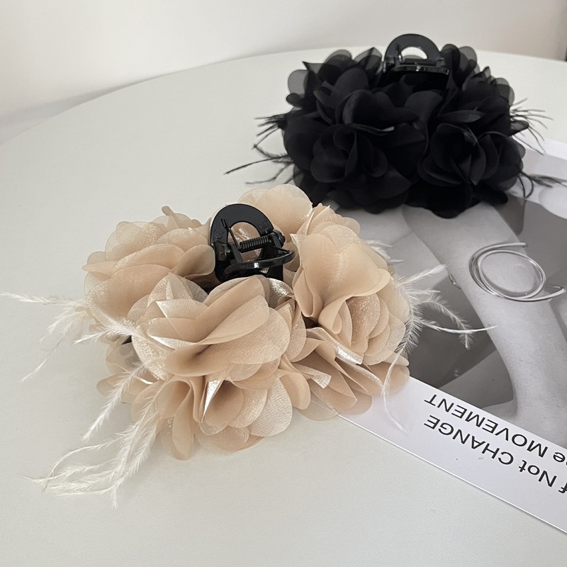 韓国の布芸の花の羽は高級感の洋風の手作りの花の後頭部の増発量を挟みます。|undefined