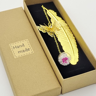 Hot Selling classical Chinese style creative metal feather bookmark eternal dried flower Student Teacher's Day gift learning stationery