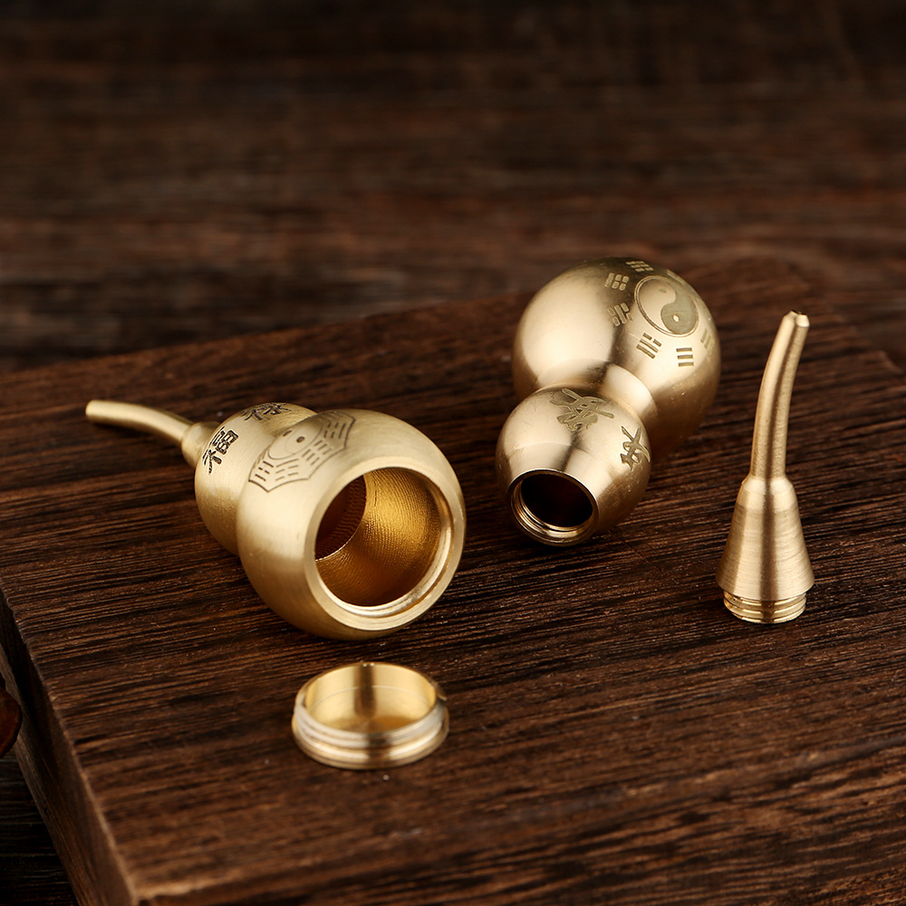 [Factory production wholesale] Pure brass gourd accessories hollow can be opened small desktop keychain accessories