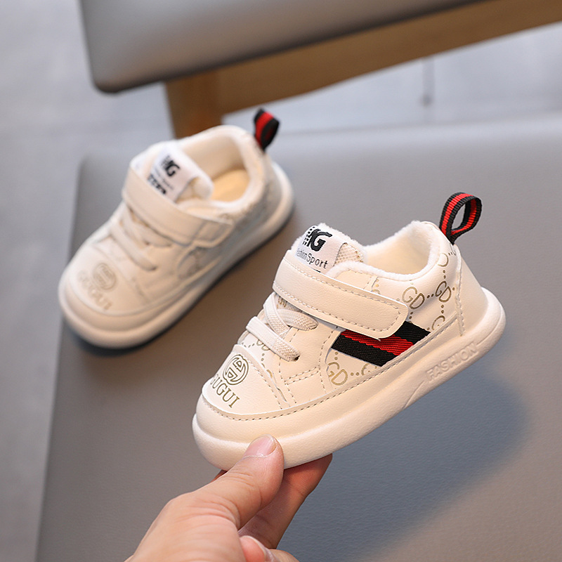 Winter men's and women's baby toddler shoes soft bottom board shoes baby white shoes children warm thin velvet Cotton a generation of hair