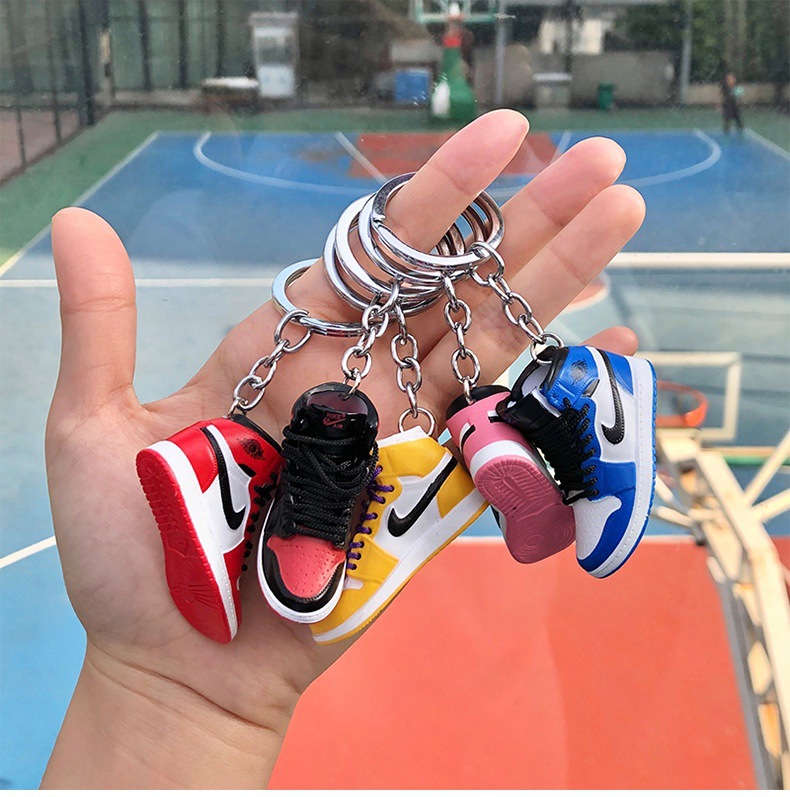 aj1 Keychain Shoes Model Ornaments Schoolbag Pendant Anime Mini Hanging ins Creative Basketball Hand-made Gift