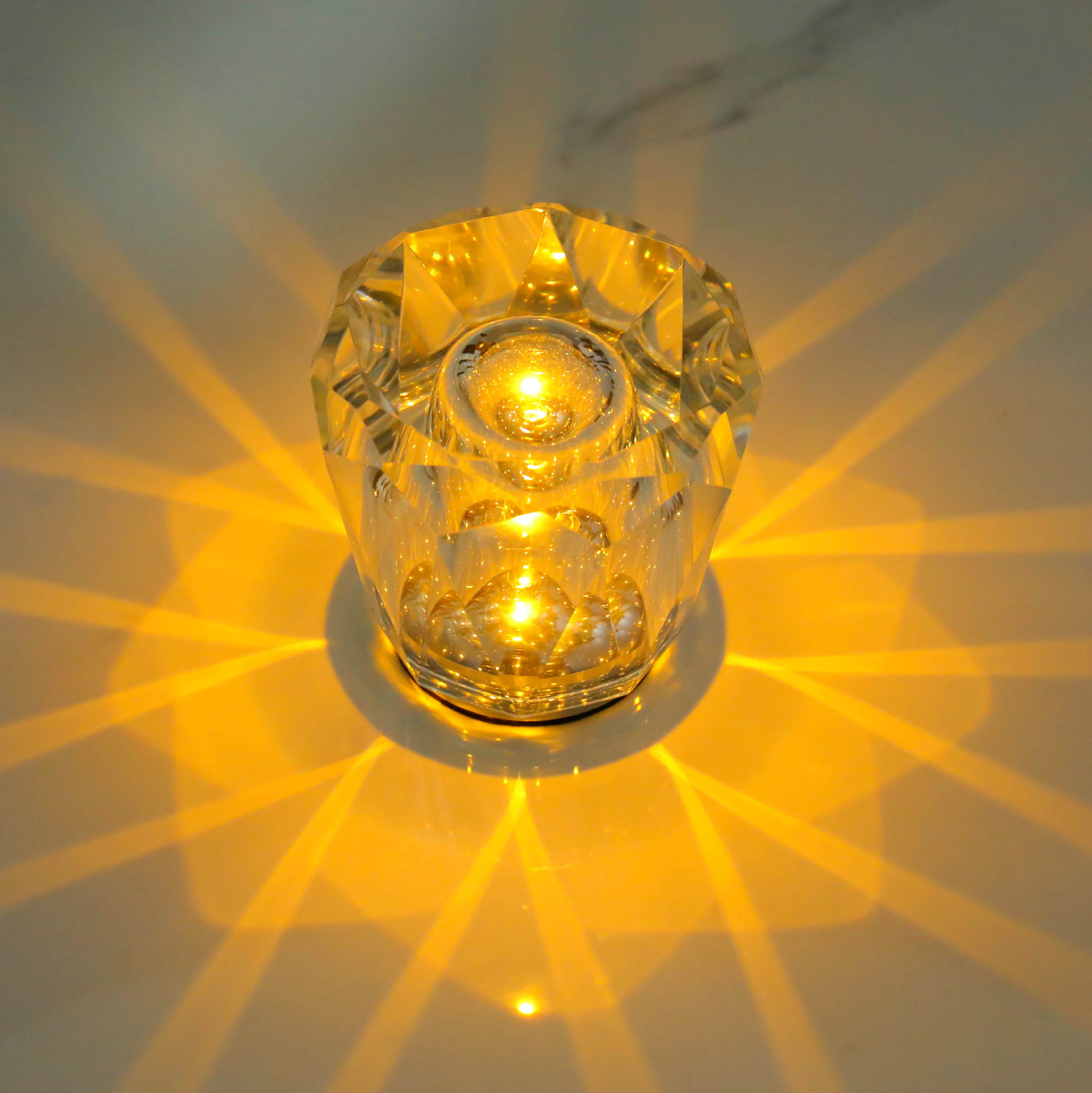 Factory Wholesale Crystal Rechargeable Table Lamp Clear Bar Bar Atmosphere Light KTV Dining Table Decorative Atmosphere Night Light