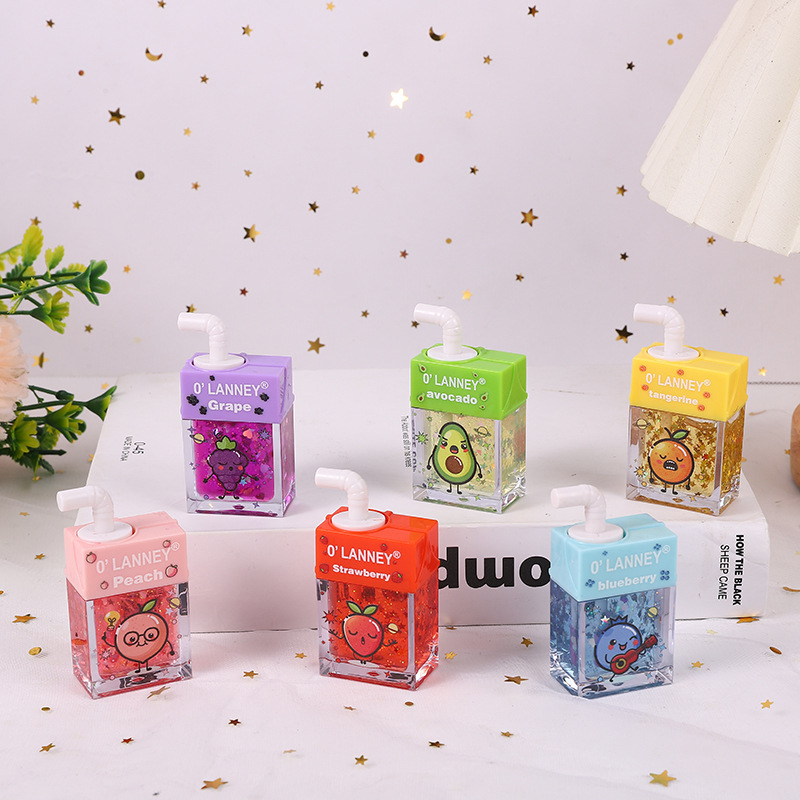 Cross-border explosions 6-color straw gold foil lip glaze non-stick cup non-fading liquid lipstick moisturizing easy-to-color lip oil