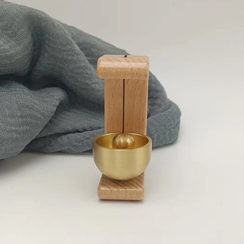 Japanese-style dopamine brass doorbell home reminder wind chimes suction door type magnetic suction Bell housewarming gift door hanging decoration batch
