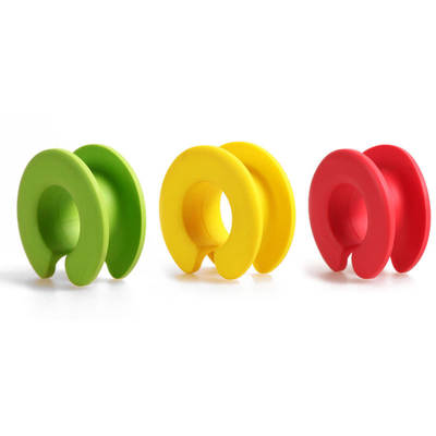 In stock wholesale silicone windproof ring non-slip hook Creative clothes hanger round tube buckle fixed buckle clothes drying ring