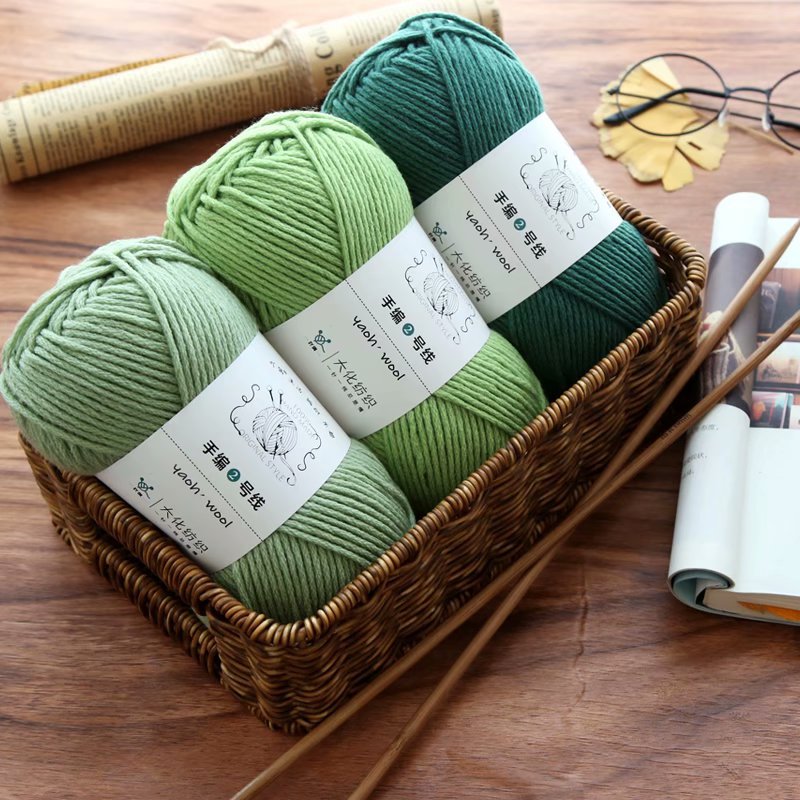 Hand-knitted No. 2 line scarf thread 6 strands of thick men's and women's knitted scarf hat yarn hand-made stick thread acrylic thread
