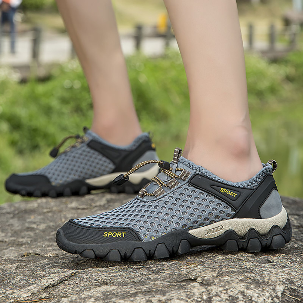 One-piece delivery summer casual sneaker mesh outdoor hiking shoes casual shoes men's outdoor wading shoes men's shoes