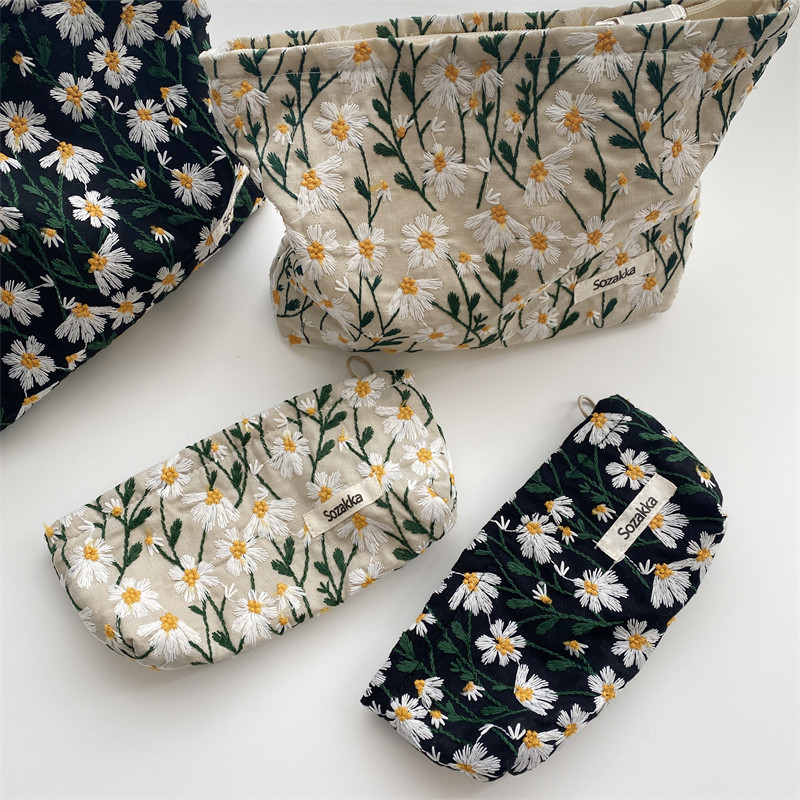 19221小清新刺繍デイジー花化粧バッグ女性シンプル携帯筆袋大容量日系文芸|undefined