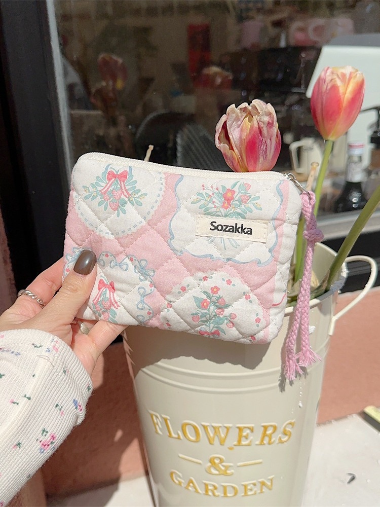 43162 small fresh floral quilted coin purse cute mini portable travel lipstick bag storage card holder