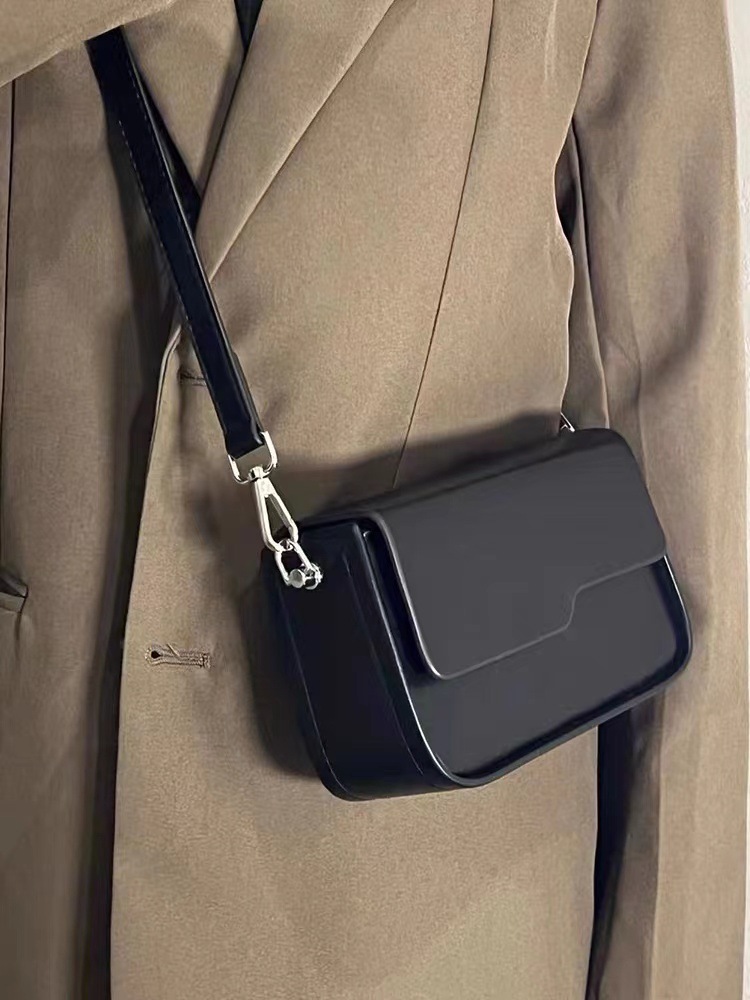 2023 Spring and Summer New Small Bag Fashionable Square Mobile Phone Bag Box Bag All-match White Shoulder Crossbody Bag