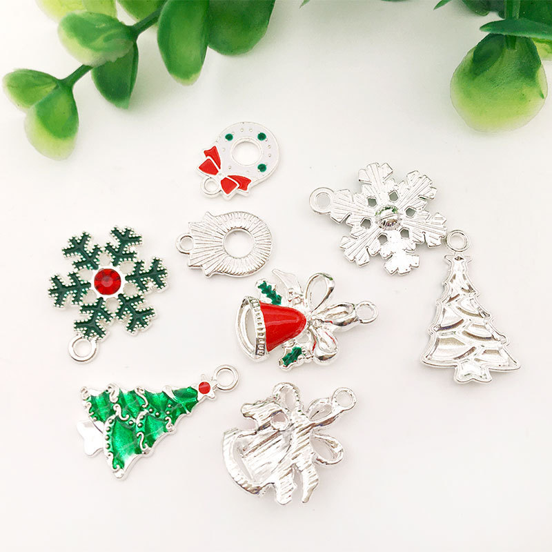 1つのクリスマスツリーの雪の鈴diy合金の部品のブレスレットのネックレスのキーホルダーの小さいペンダントの油の小さいペンダント|undefined