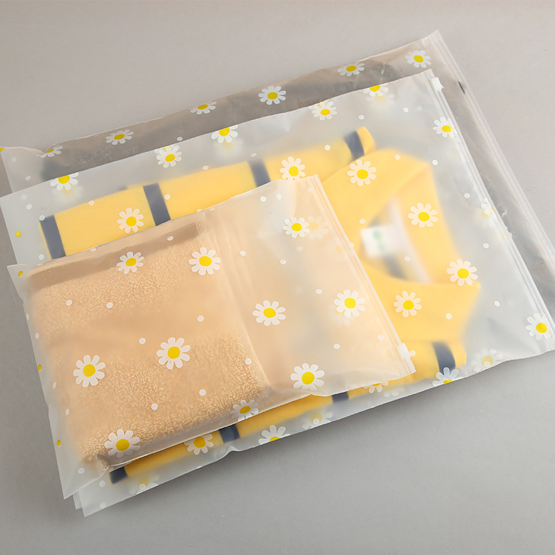 Drawstring drawstring bag travel frosted Daisy underwear socks shoes cosmetics storage bag transparent packaging bag