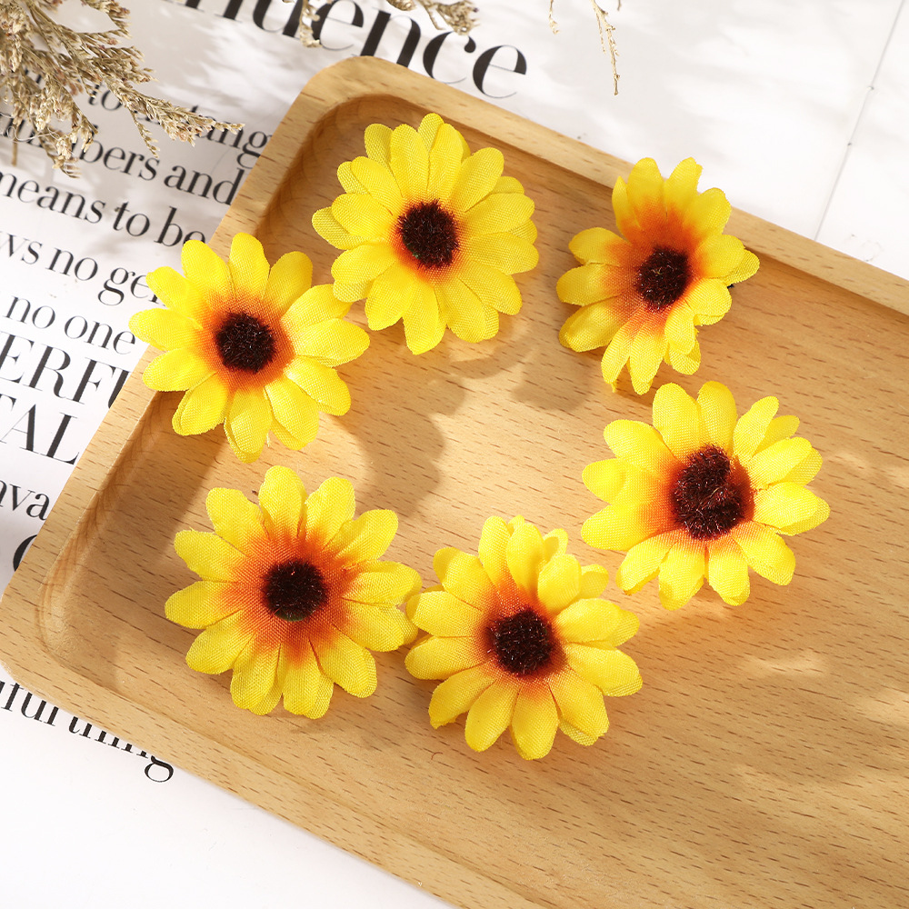 Cross-border foreign trade wholesale sunflower hairpin six-piece bridal hairpin party photo decoration simulation Flower hairpin