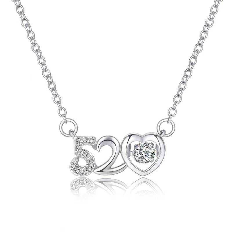 South Korea Fashionable Titanium Steel Necklace Women's All-match High-end Light Luxury Necklace Pendant Simple Elegant Collarbone Chain