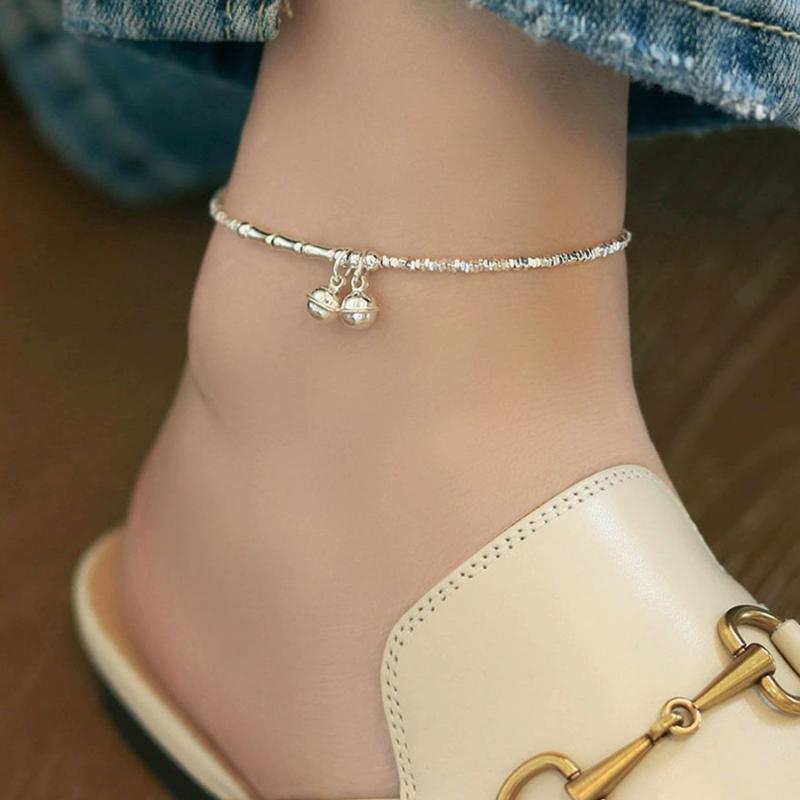 Broken Silver Bell Anklet Women's 2024 New Fashionable Light Luxury Niche High-end Feeling Foot Chain Palace Bell Anklet