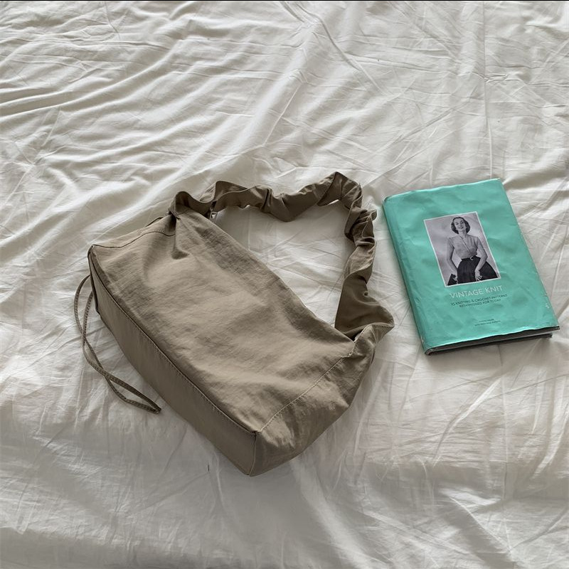 Canvas Bag Women's Korean-style Single-shoulder Pleated Drawstring Canvas Bag Small Fresh Artistic Solid Color Portable Crossbody Casual Women's Bag_voghion.com