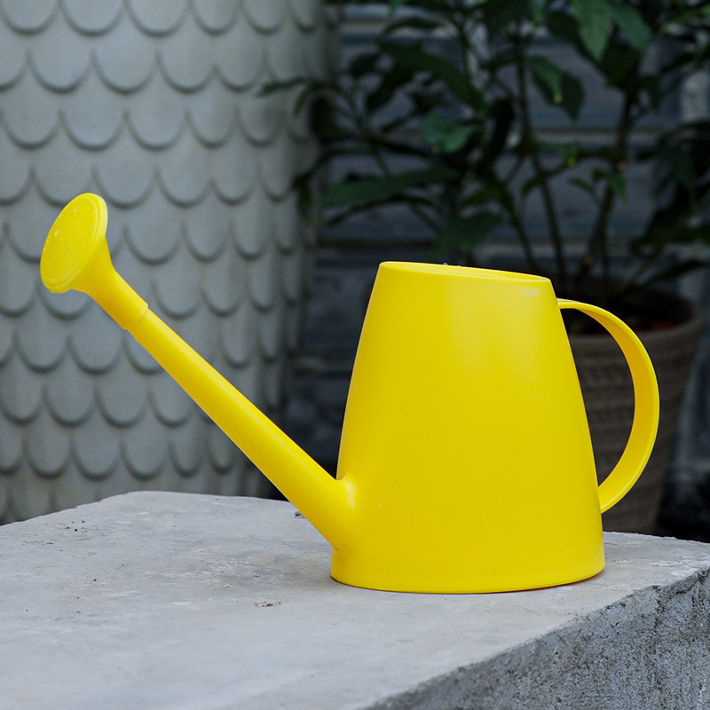 Taiyuan 1.8L Yellow Watering Kettle Flower Watering Kettle Plastic Garden Long Mouth Watering Kettle Gardening Tools Watering Kettle