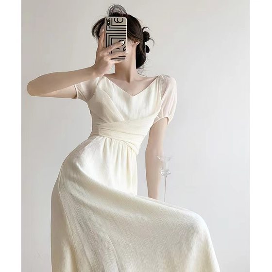 Tea Break French Dress Niche Design Retro Collar 2024 Summer High-end Temperament Gentle Style First Love Dress