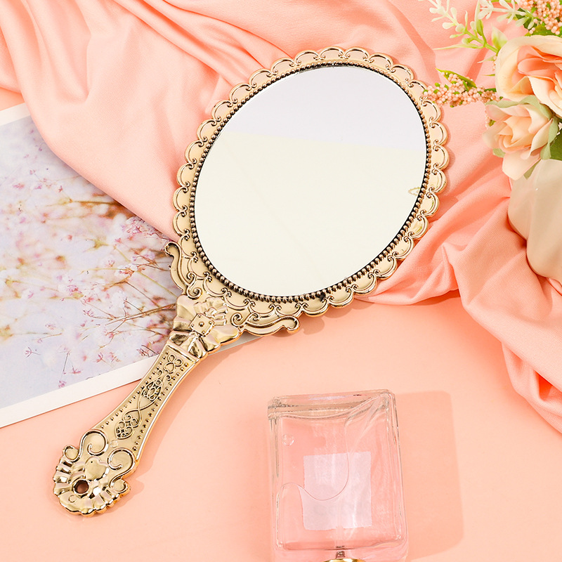 New retro pattern mirror large electroplated rose gold HD handheld cosmetic mirror portable portable lace mirror