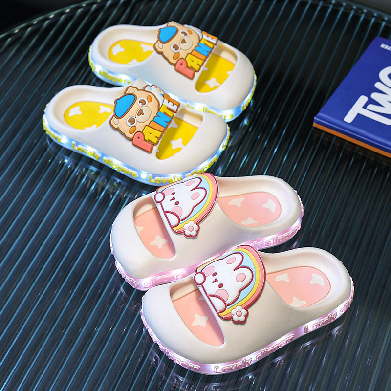 Children's Slippers Summer Girls Boys' Luminous Shoes Cute Indoor Soft Bottom Anti-Slip Sandals for Kids and Babies