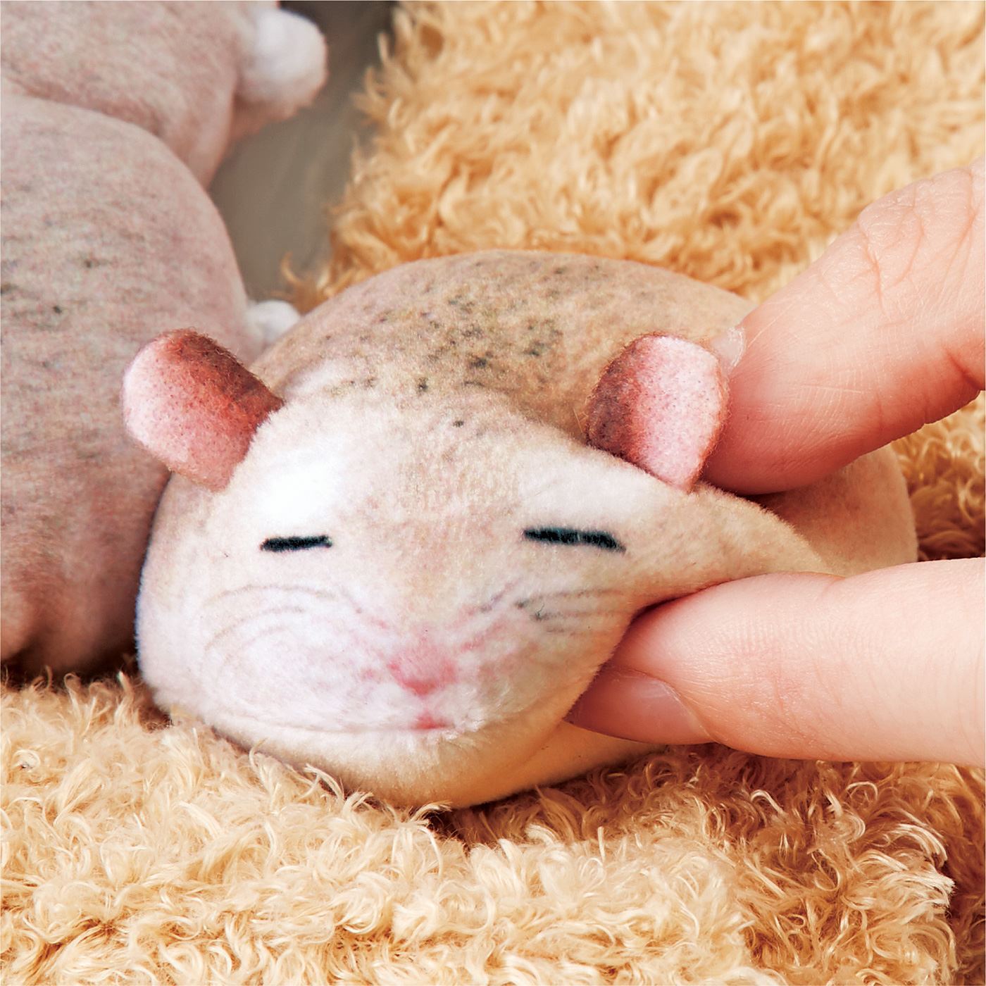 Japanese cute old man plush hamster tissue box cover soft cute five hamster dustproof drop-resistant tissue box cover
